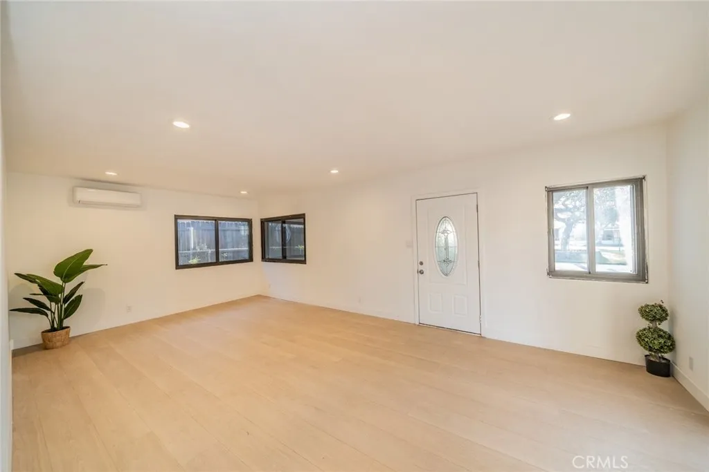 Additional image 16 of 932 S Bon View Avenue, Ontario, CA 91761