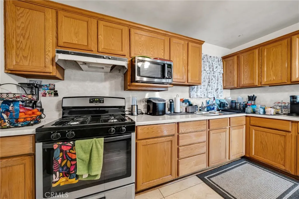 Additional image 61 of 1410 W School St, Compton, CA 90220