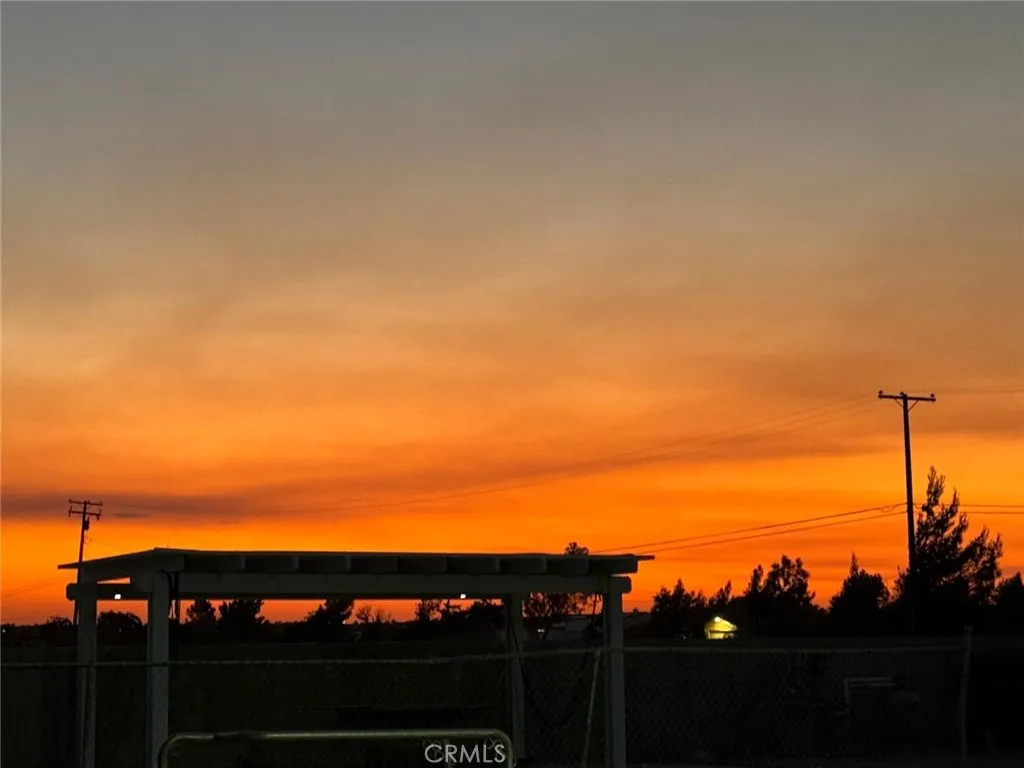 Additional image 70 of 10080 Deep Creek Rd, Apple Valley, CA 92308