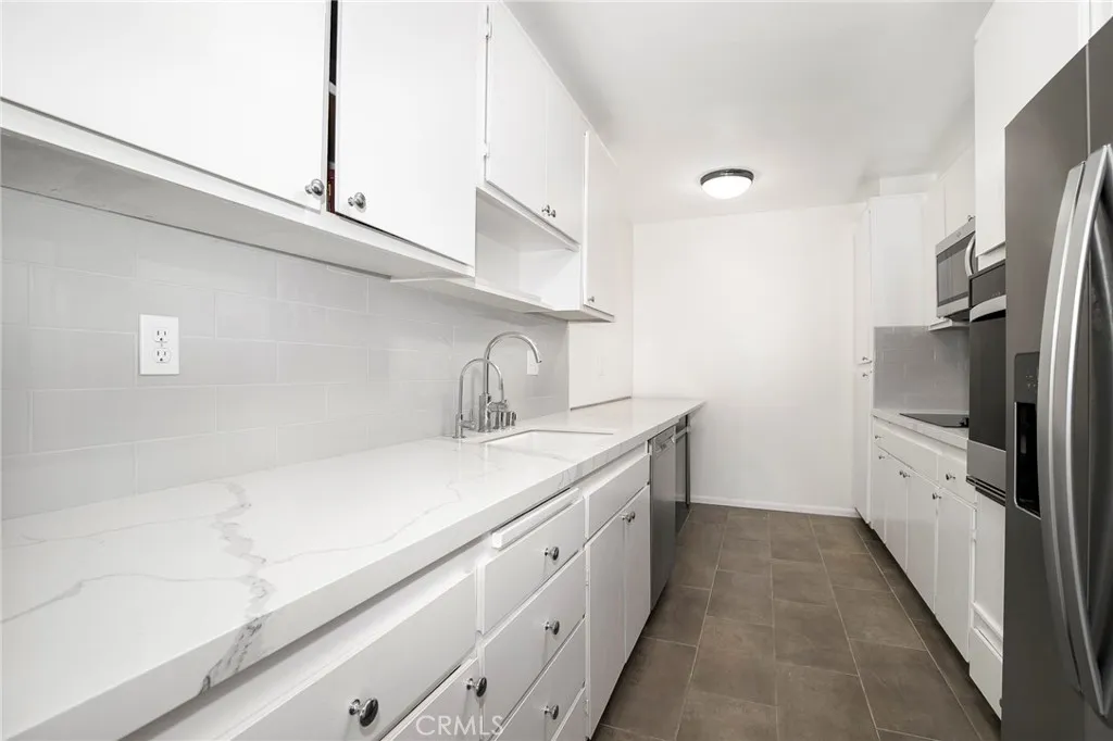 Additional image 72 of 927 N Kings Road Unit 118, West Hollywood, CA 90069