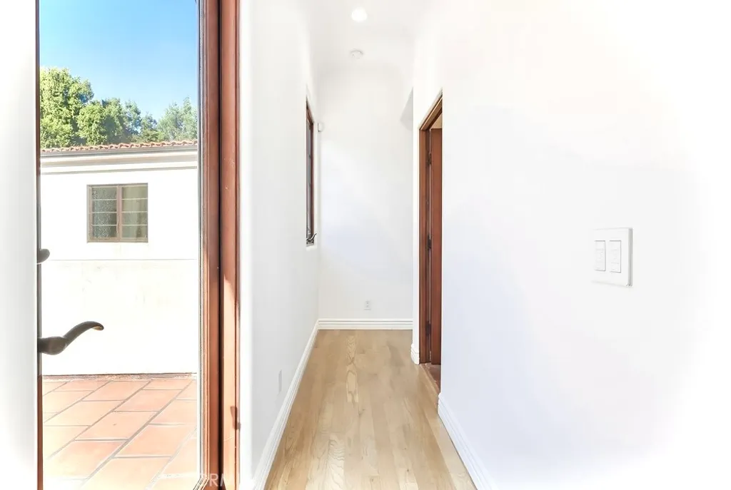 Additional image 48 of 1805 Outpost Drive, Los Angeles, CA 90068