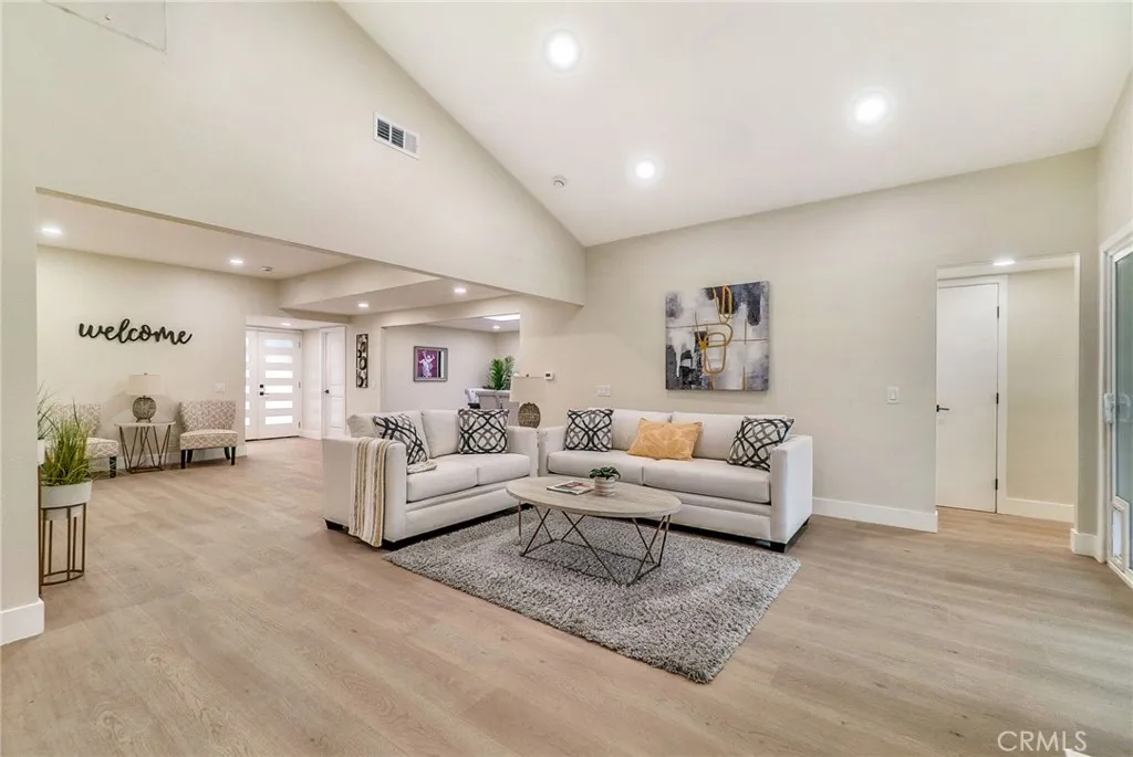 Additional image 110 of 1381 Penrith Ln, Tustin, CA 92780