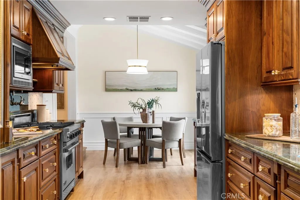 Additional image 18 of 698 S Gentry Ln, Anaheim Hills, CA 92807