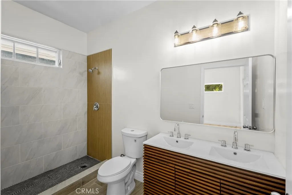 Additional image 93 of 4251 Gundry Ave, Long Beach, CA 90807