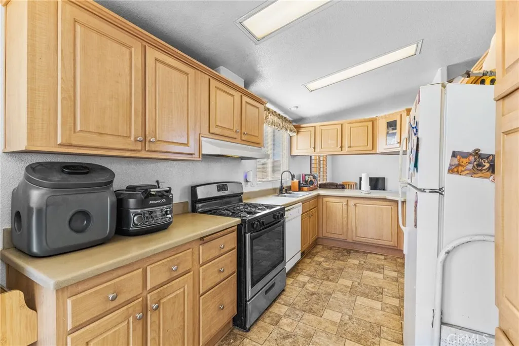 Additional image 22 of 324 Anita Road, Landers, CA 92285