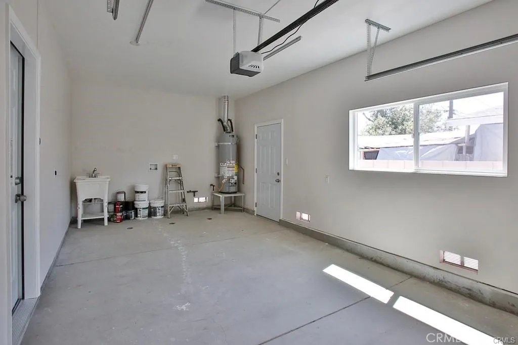 Additional image 33 of 2302 W La Verne Avenue, Santa Ana, CA 92704