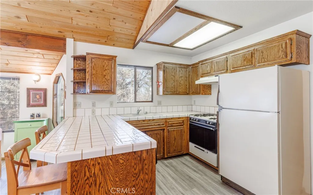 Additional image 50 of 801 Highland Ln, Sugarloaf, CA 92386