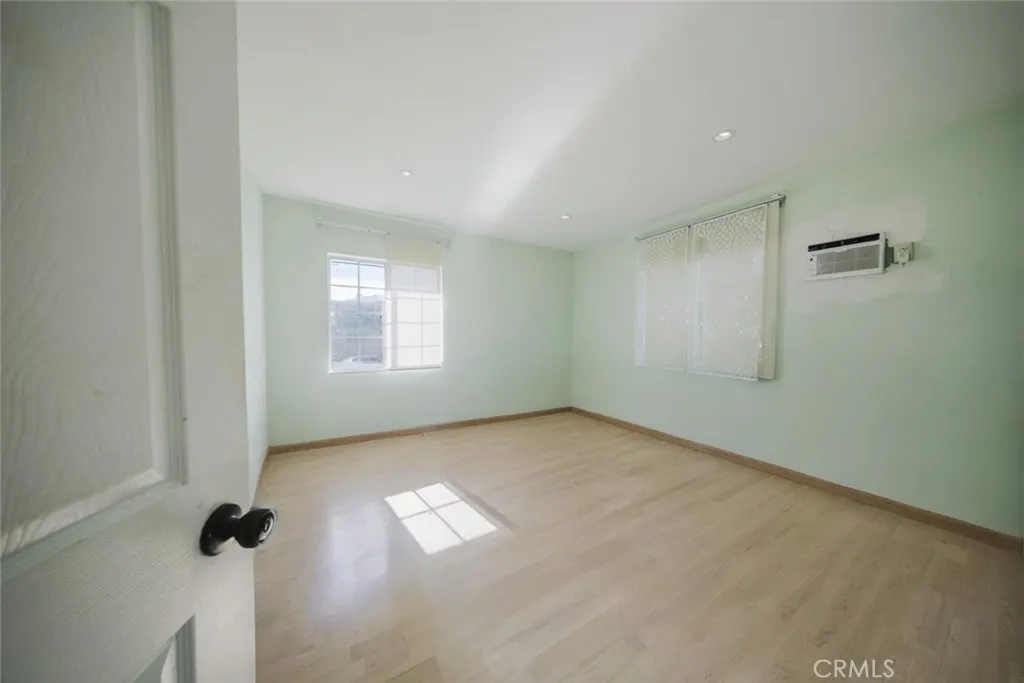 Additional image 12 of 14305 Osborne Street, Panorama City, CA 91402