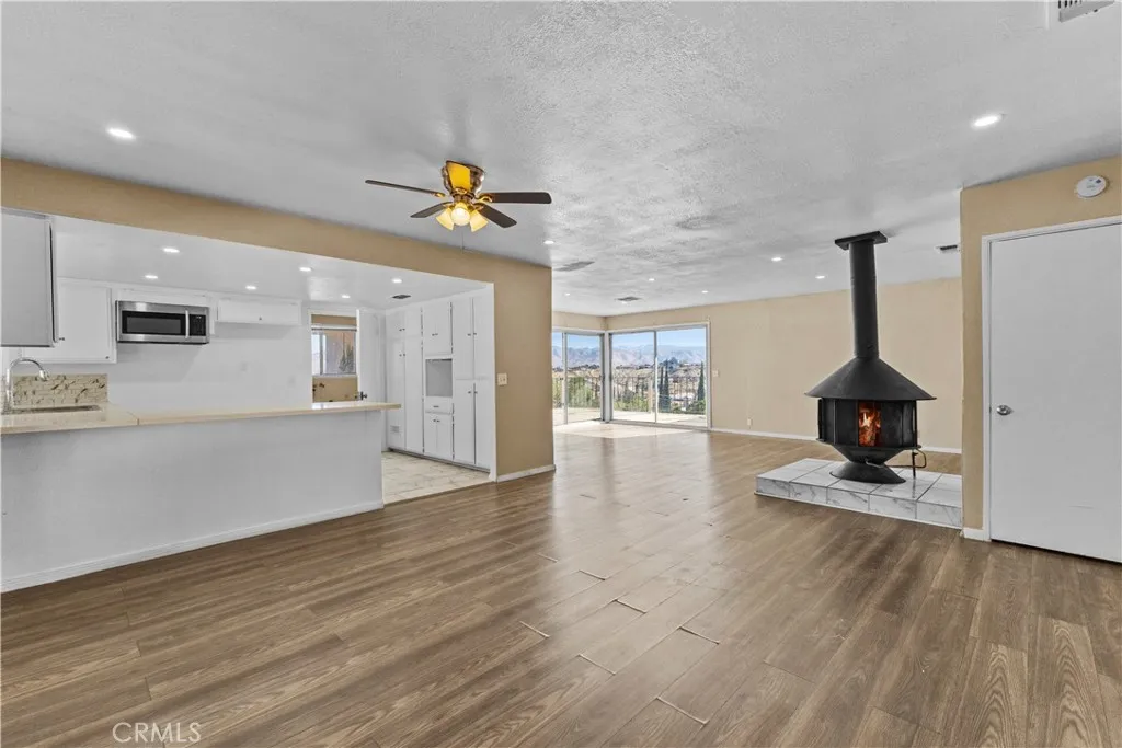 Additional image 38 of 8405 Buckthorn Ave, Hesperia, CA 92345