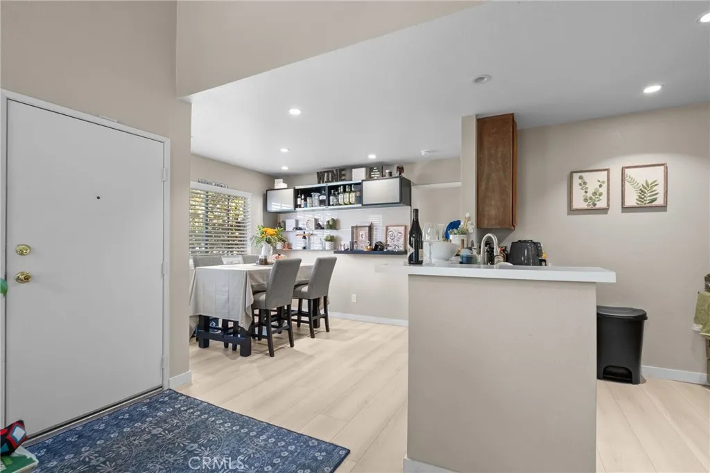 Additional image 47 of 24496 Valle Del Oro Unit 204, Newhall, CA 91321