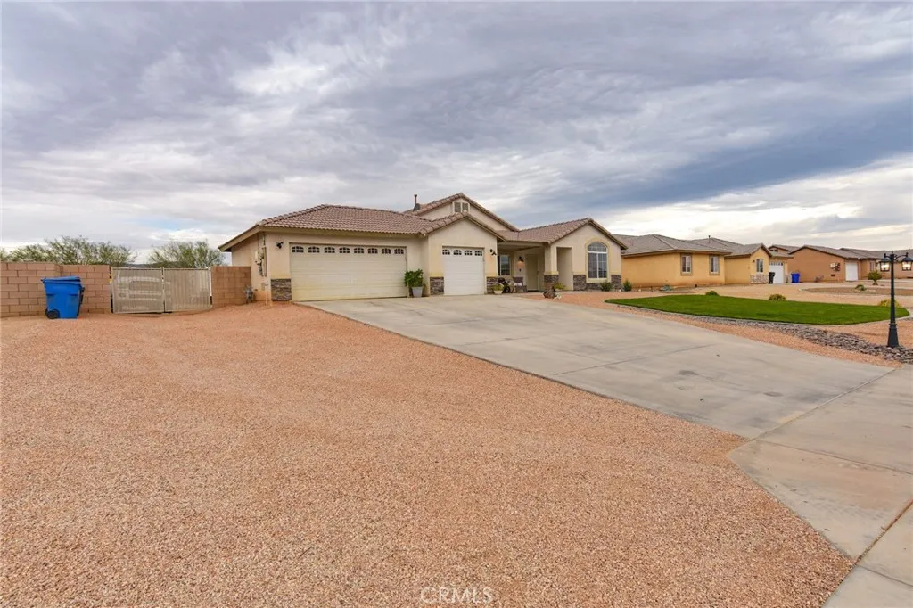 Additional image 6 of 14159 Fresian Avenue, Apple Valley, CA 92307