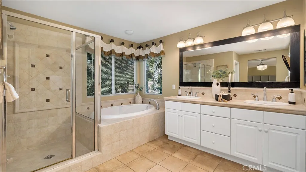 Additional image 86 of 25030 Crimson Lasso Dr, Wildomar, CA 92595