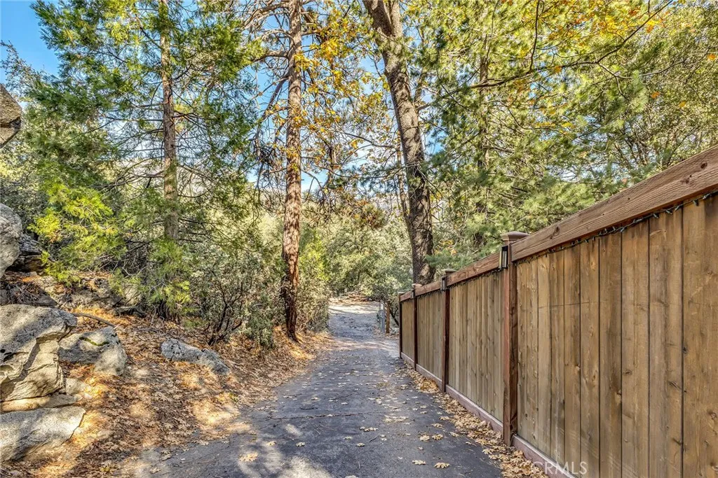 Additional image 115 of 53580 Jeffrey Pine Rd, Idyllwild, CA 92549