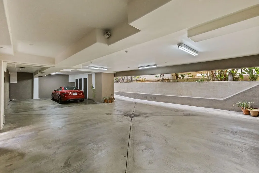 Additional image 72 of 1303 Cypress, Hermosa Beach, CA 90254