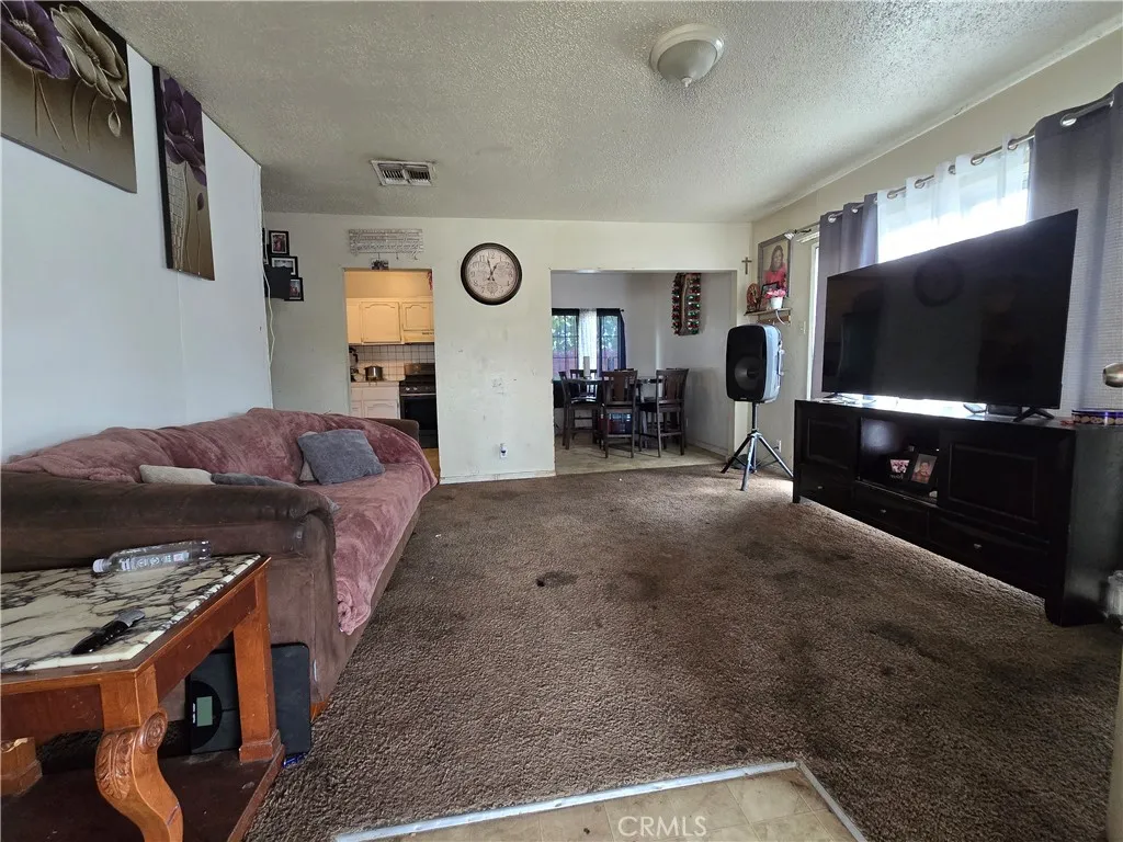 Additional image 9 of 2004 Virginia Street, Bakersfield, CA 93305