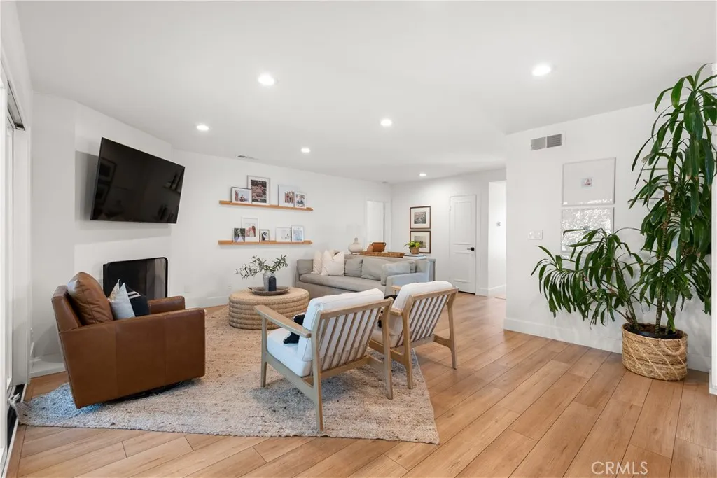 Additional image 52 of 844 Roxanne Avenue, Long Beach, CA 90815