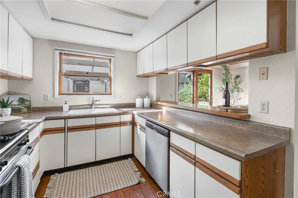 Additional image 10 of 670 Chorro Street Unit E, San Luis Obispo, CA 93401