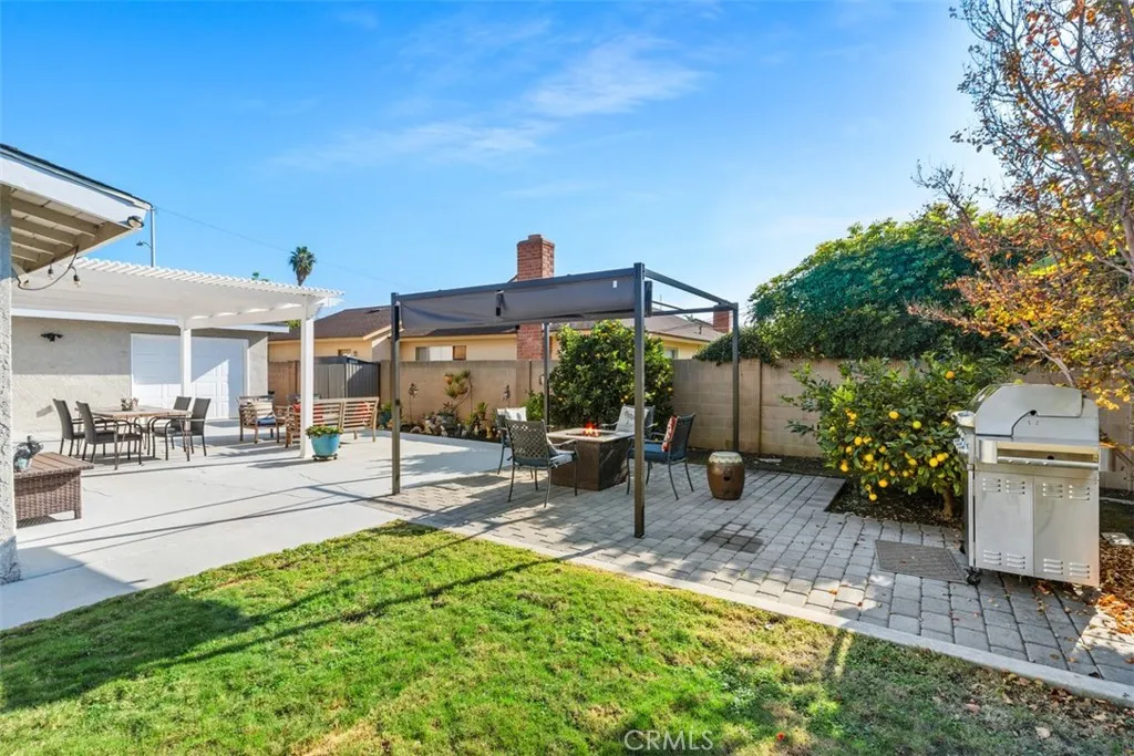 Additional image 32 of 15201 Nottingham Ln, Huntington Beach, CA 92647