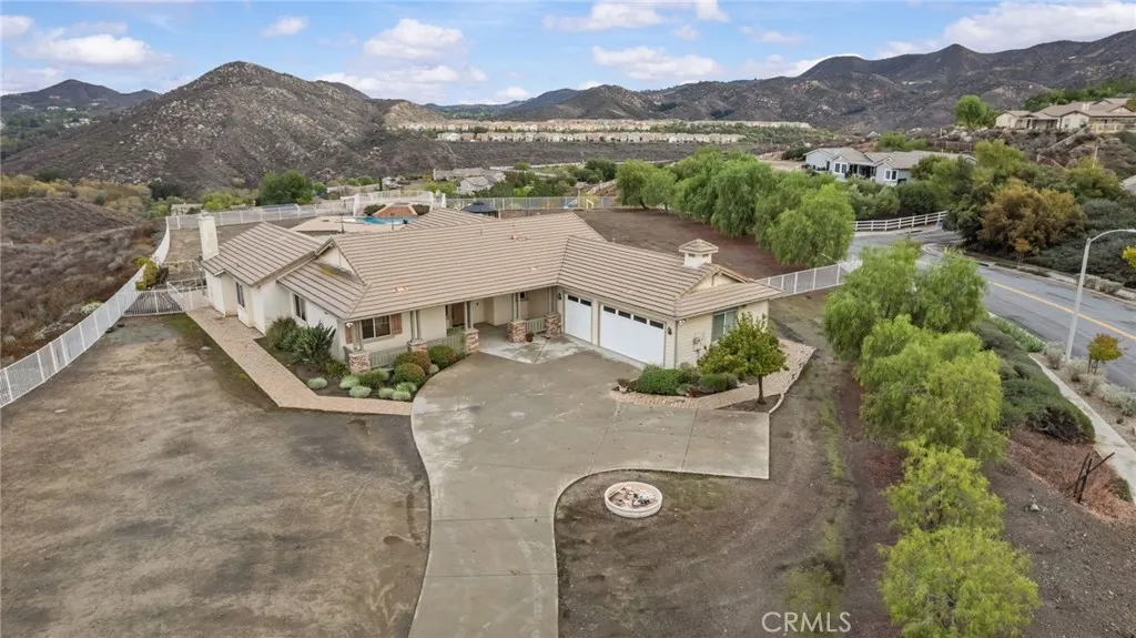 Additional image 101 of 101 Via De La Valle, Lake Elsinore, CA 92532