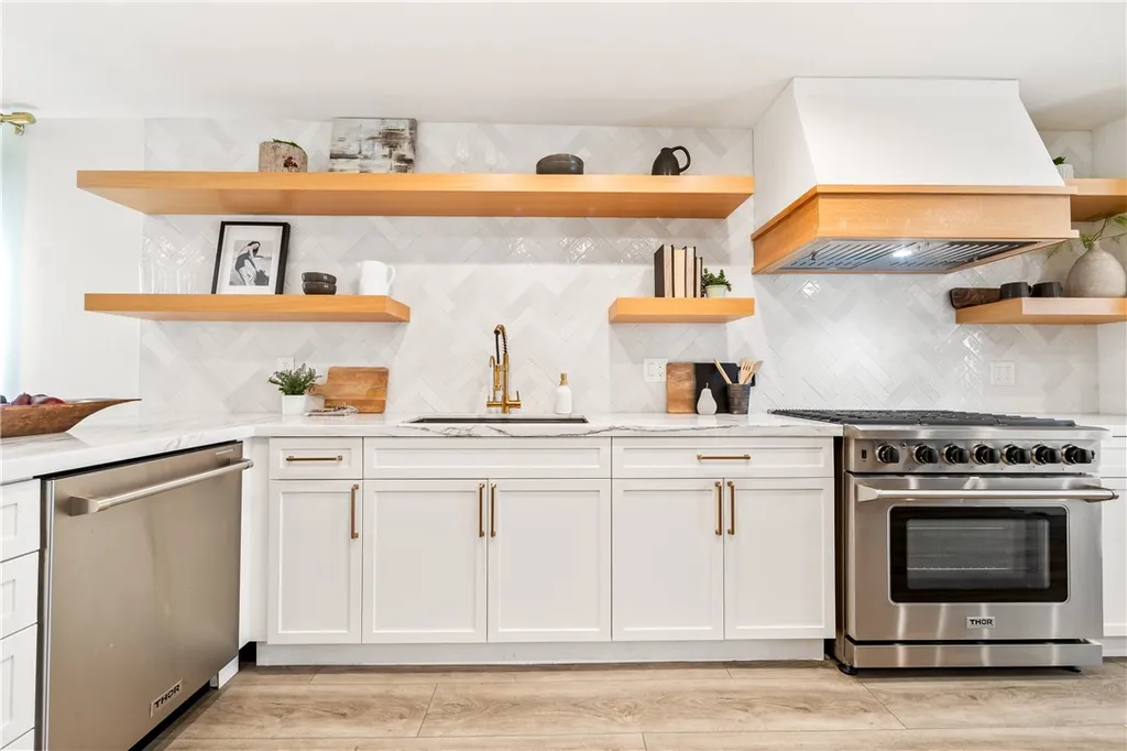 Additional image 13 of 423 18th Street, Huntington Beach, CA 92648