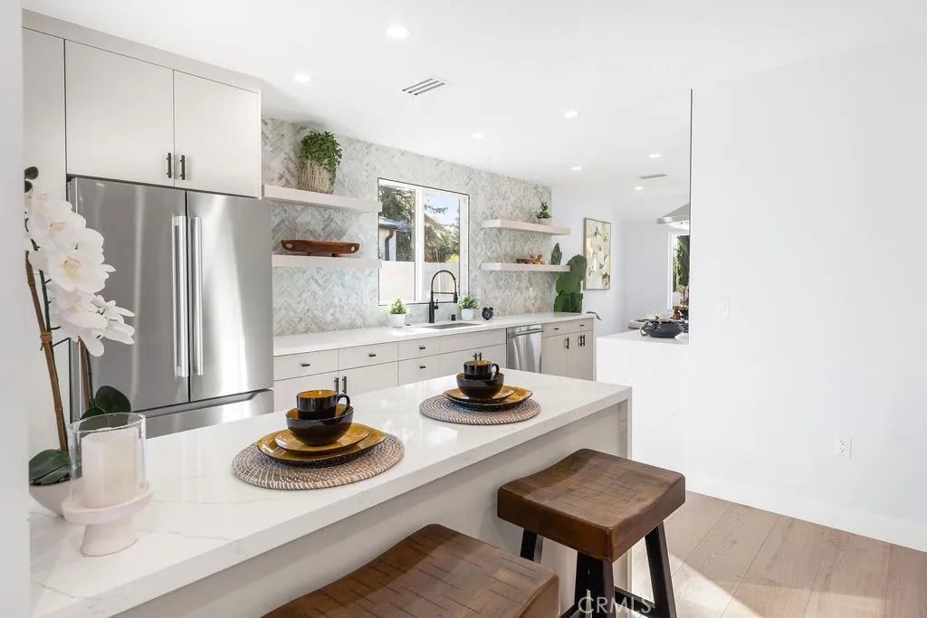 Additional image 77 of 5700 Vista Del Monte, Sherman Oaks, CA 91411