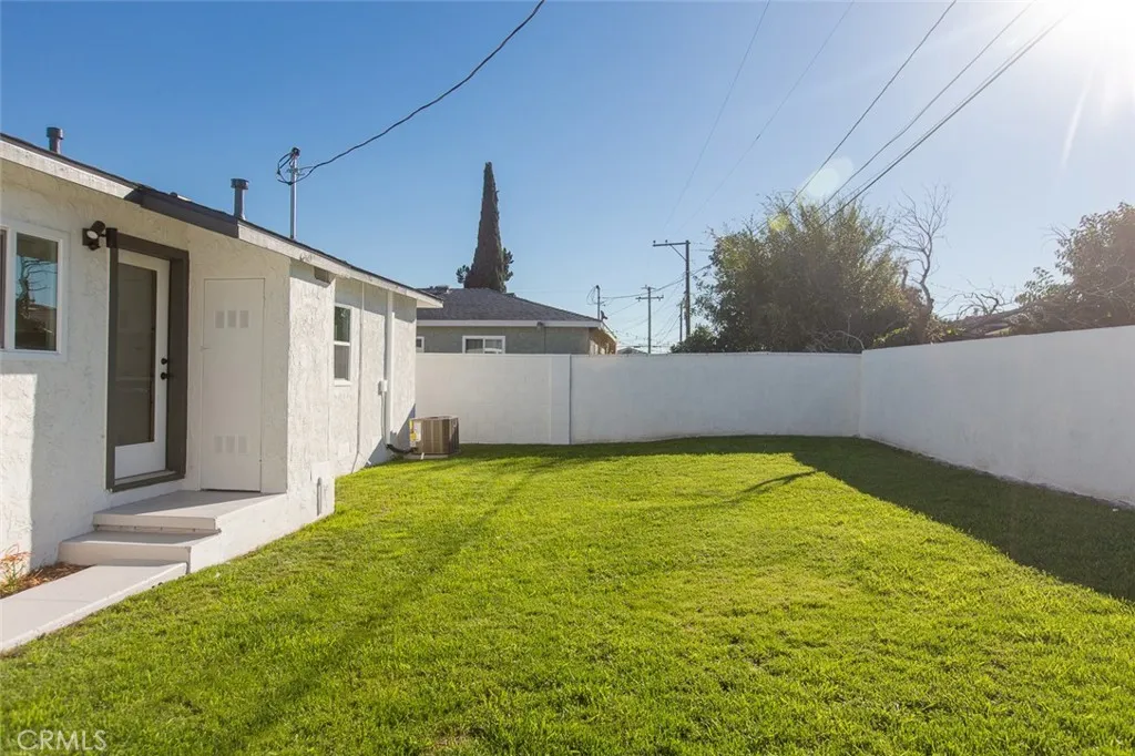 Additional image 72 of 425 S Cliveden Avenue, Compton, CA 90220