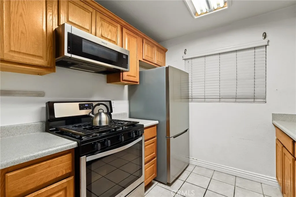 Additional image 32 of 1094 Cabrillo Park Unit A, Santa Ana, CA 92701