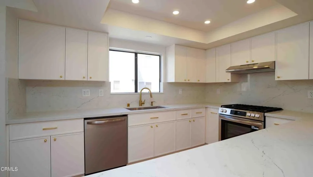 Additional image 38 of 21801 Burbank Boulevard Unit 74, Woodland Hills, CA 91367