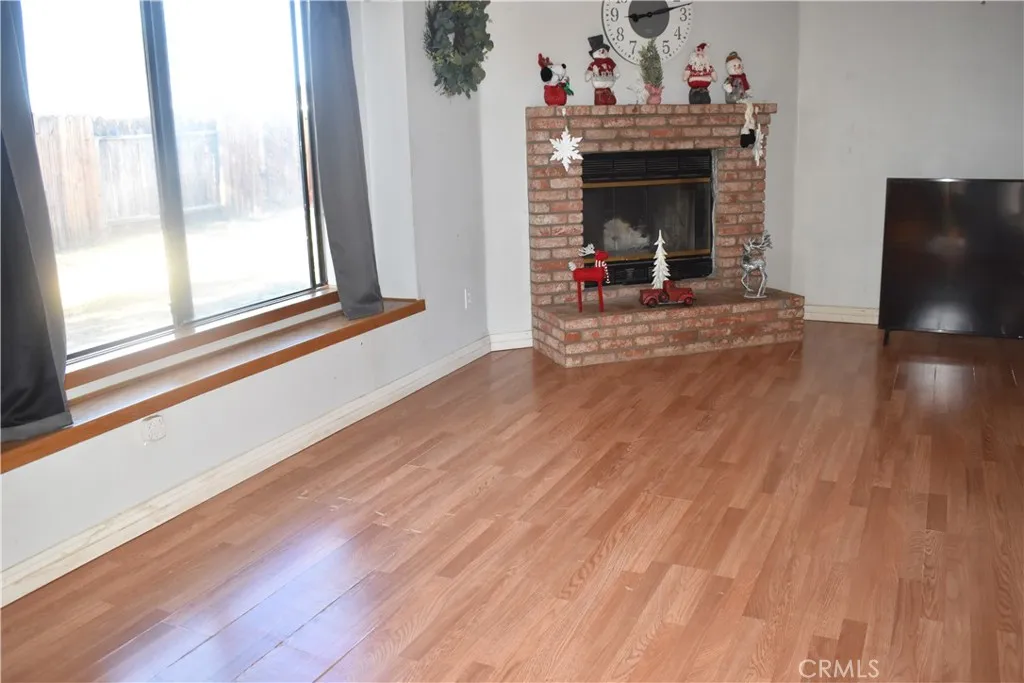 Additional image 4 of 8873 Holly Ave, California City, CA 93505