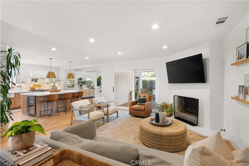 Additional image 51 of 844 Roxanne Avenue, Long Beach, CA 90815