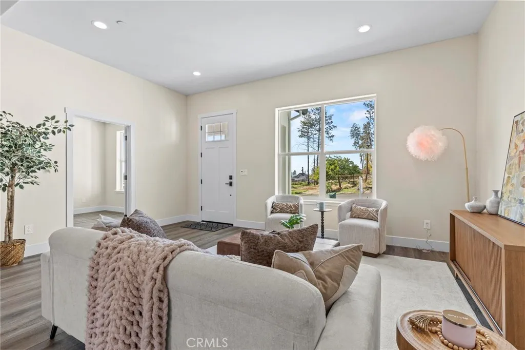 Additional image 5 of 6148 Ripley Ln, Paradise, CA 95969