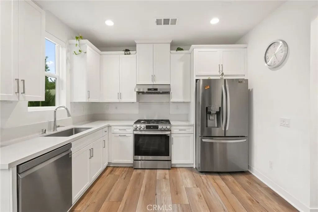 Additional image 54 of 1740 Heywood St #B, Simi Valley, CA 93065