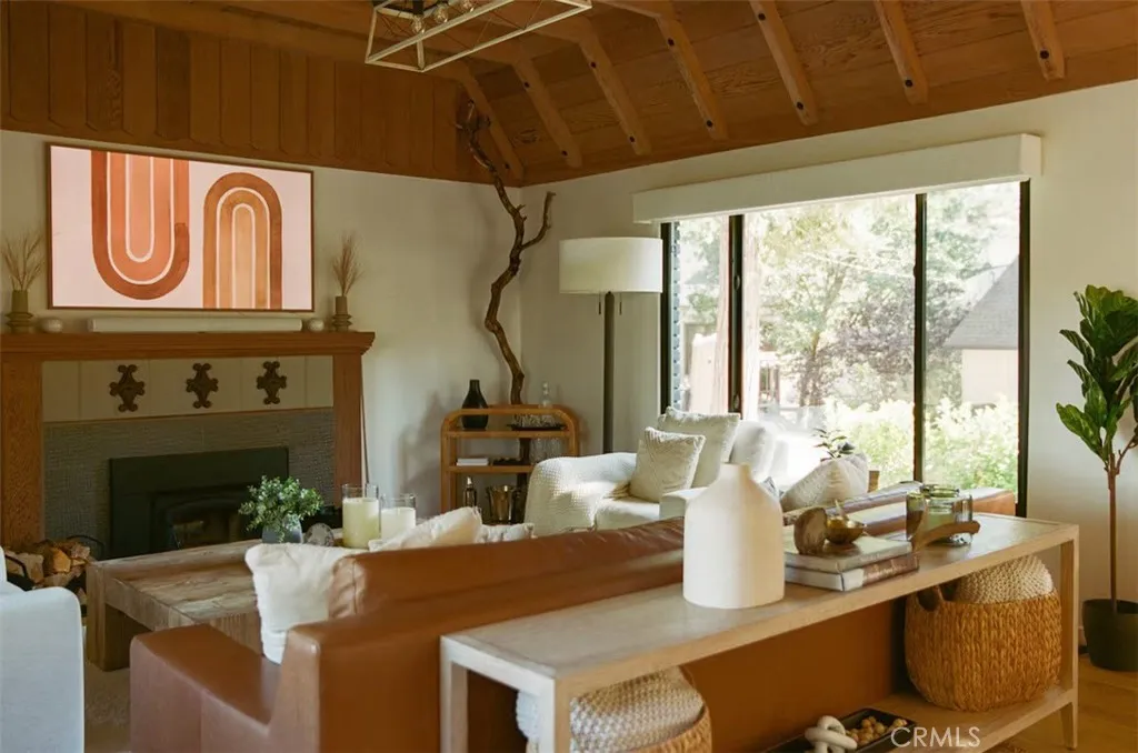 Additional image 4 of 481 Heliotrope Drive, Lake Arrowhead, CA 92352