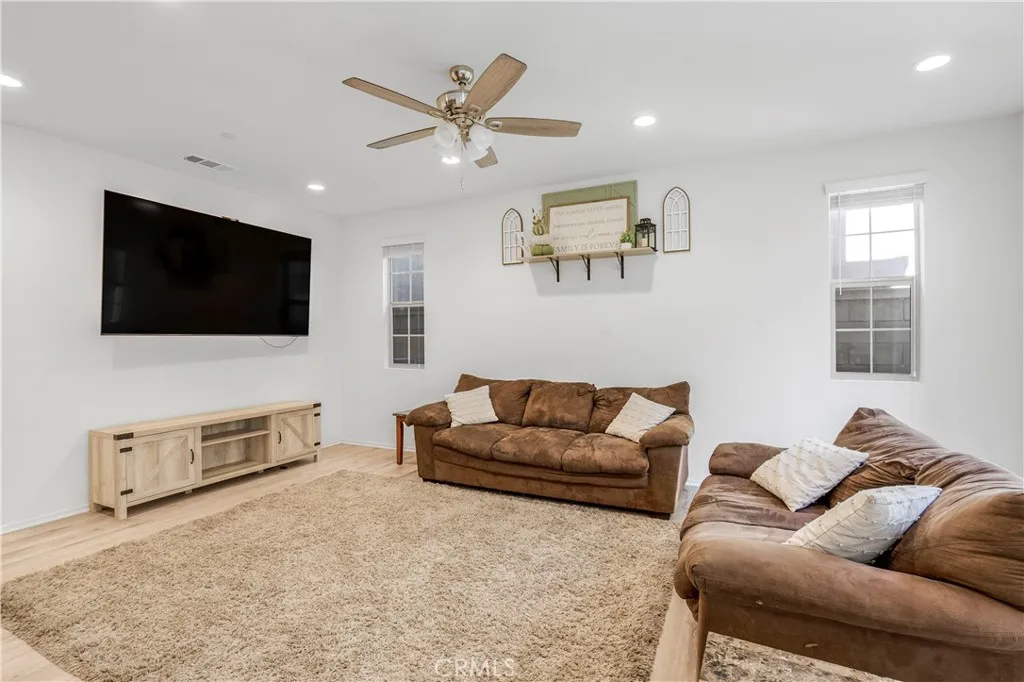 Additional image 5 of 5313 Teramo Ln, Fontana, CA 92336