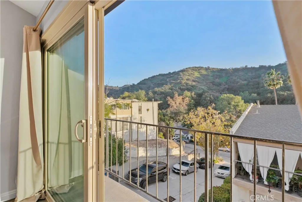 Additional image 31 of 1881 Alpha Road Unit 8, Glendale, CA 91208