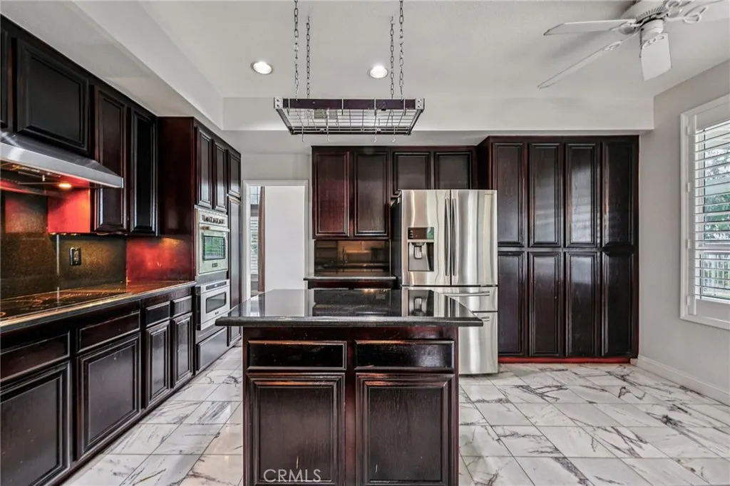 Additional image 8 of 901 Clearwood Avenue, Riverside, CA 92506