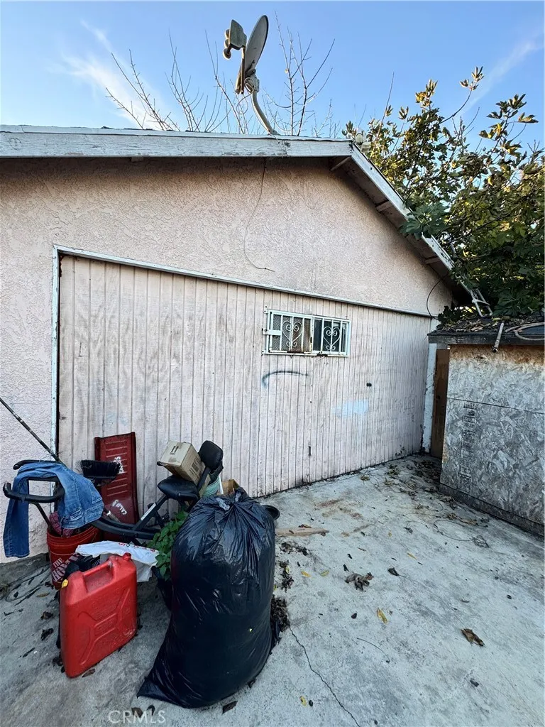 Additional image 38 of 13300 S Largo Avenue, Compton, CA 90222