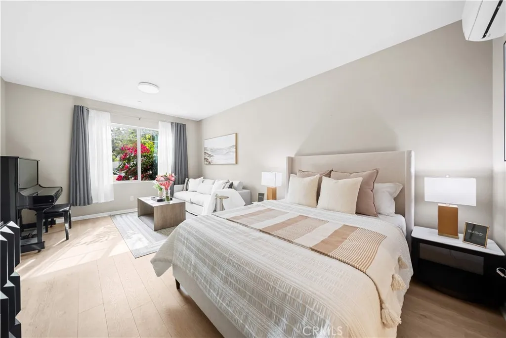 Additional image 56 of 115 Episode, Irvine, CA 92618