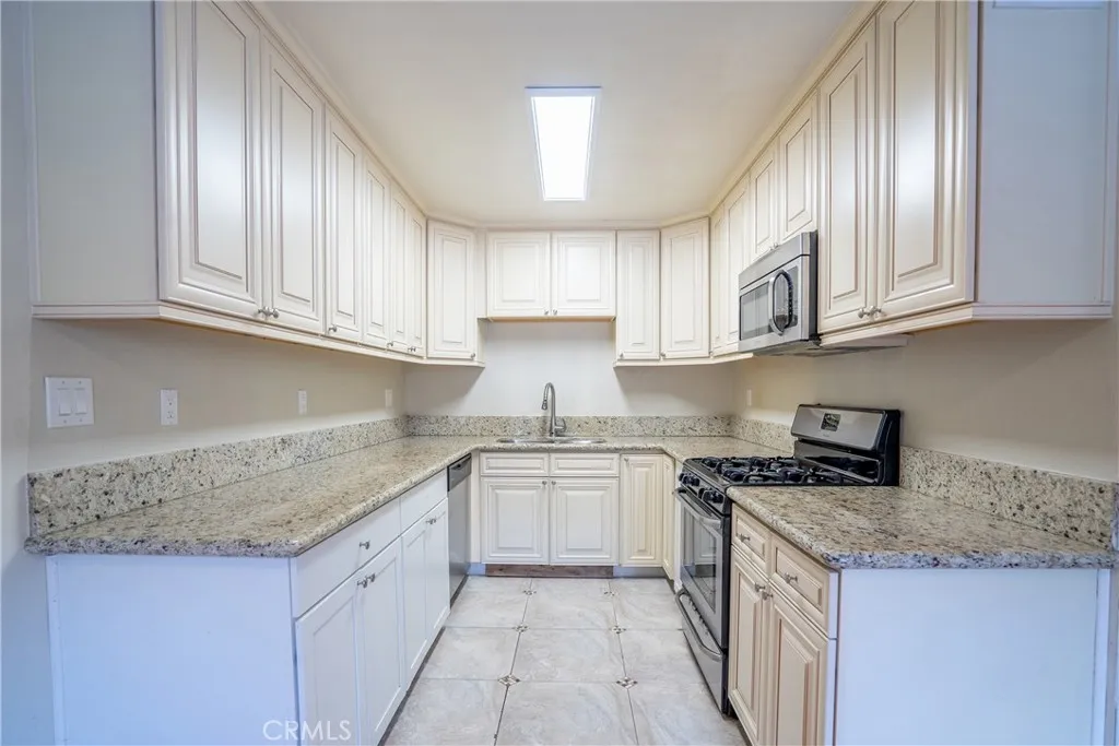 Additional image 9 of 801 E Acacia Ave Unit F, Glendale, CA 91205