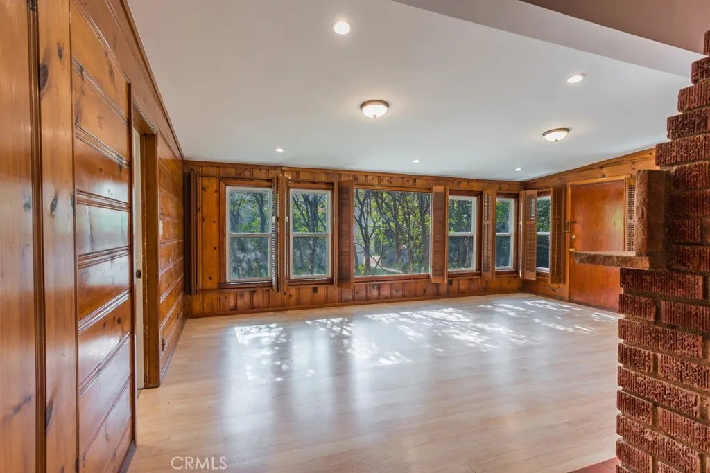 Additional image 95 of 12500 Martha St, Valley Village, CA 91607