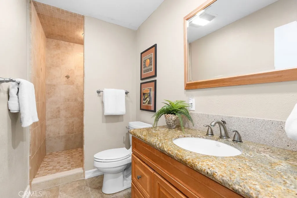 Additional image 44 of 995 Post Road, Costa Mesa, CA 92626