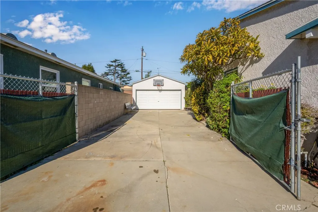 Additional image 78 of 5815 E Oxholm St, Long Beach, CA 90808
