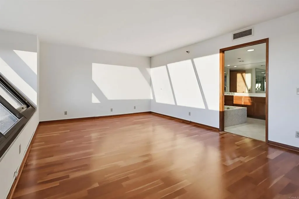 Additional image 81 of 230 W Laurel Street Unit 502, San Diego, CA 92101