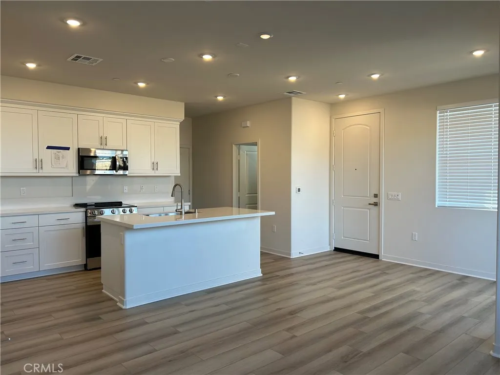 Additional image 8 of 7001 Solara Way, Westminster, CA 92683