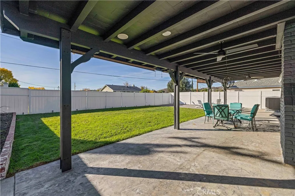 Property image for 27933 Honeycomb Drive, Saugus, CA 91350