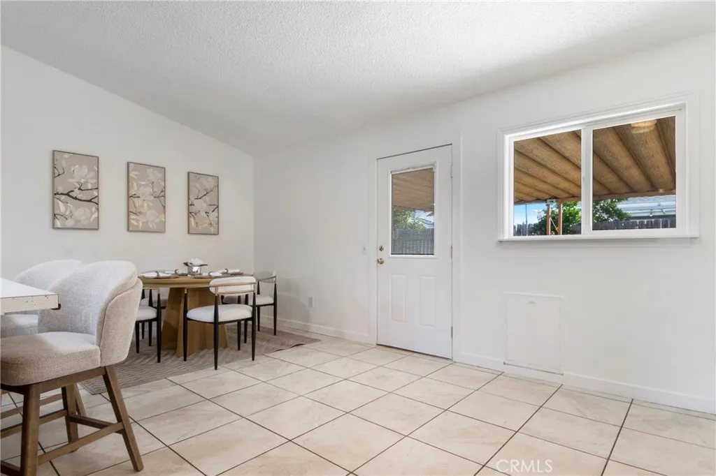 Additional image 8 of 10716 Hollenbeck Dr, Riverside, CA 92505