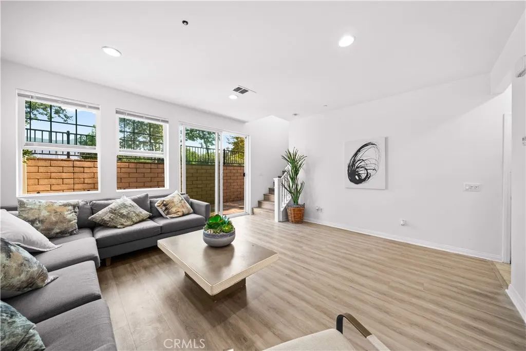 Additional image 11 of 2927 E Via terrano, Ontario, CA 91764