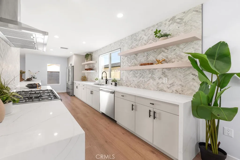 Additional image 72 of 5700 Vista Del Monte, Sherman Oaks, CA 91411