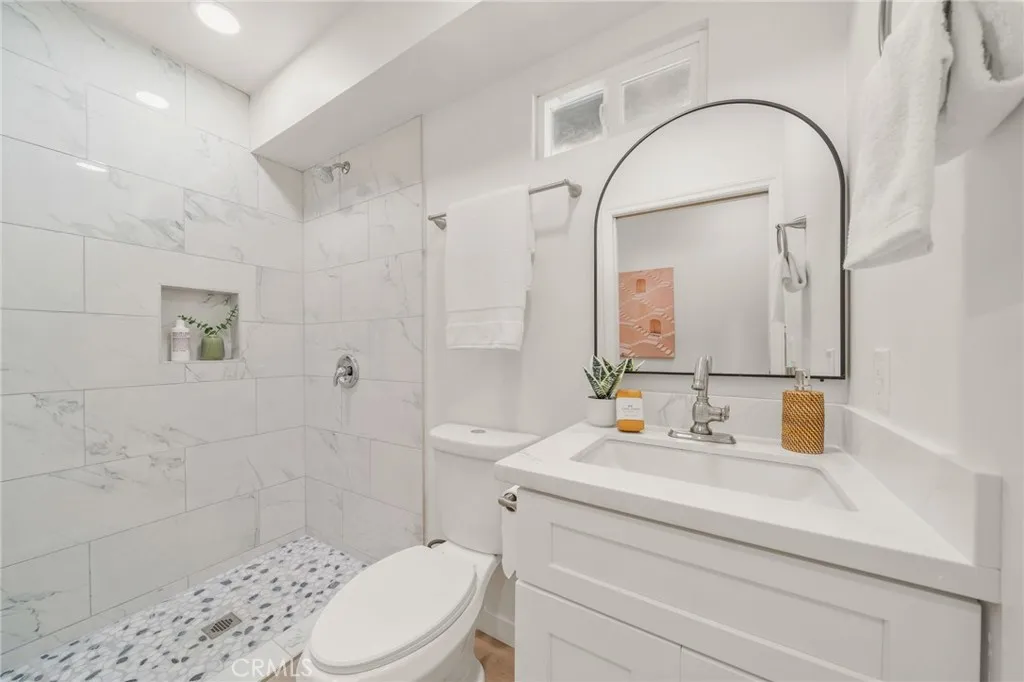 Additional image 33 of 408 Orange Ave, Long Beach, CA 90802