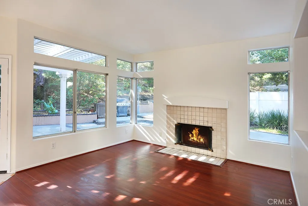 Additional image 11 of 961 S Lone Pine Ln, Anaheim Hills, CA 92808